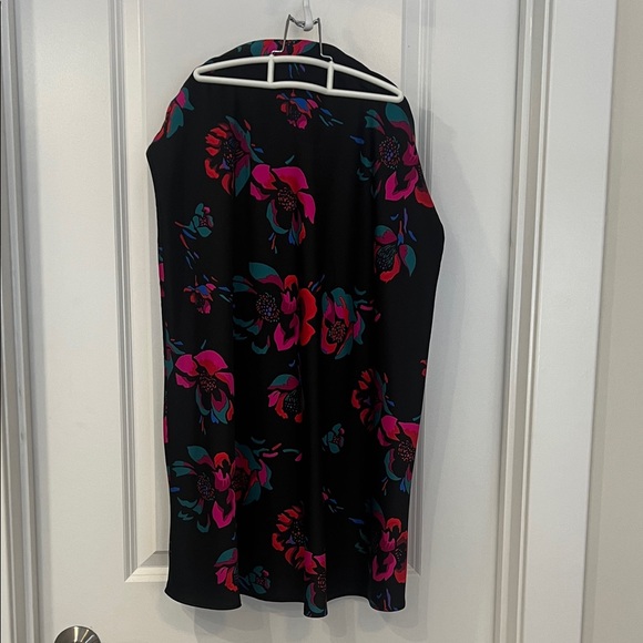 J. Crew Factory Black Floral Skirt - Picture 1 of 4
